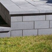 Permacon Vario Concrete Wall